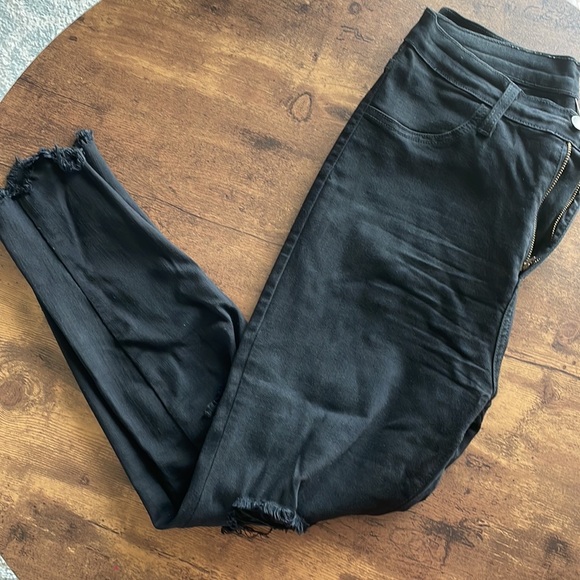Encore Jeans. High rise, black skinny jeans. Size 13 - Picture 4 of 4